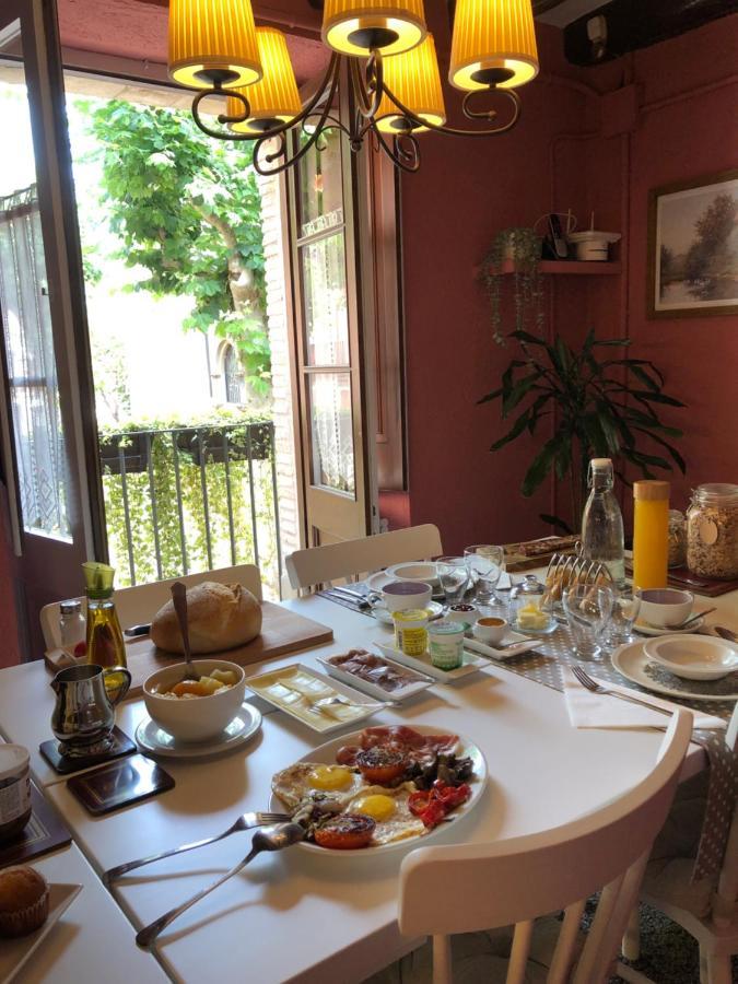 Escloper B&B Sant Juliá de Vilatorta Eksteriør bilde